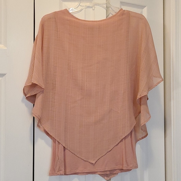 Flowy, soft blouse - Picture 3 of 3